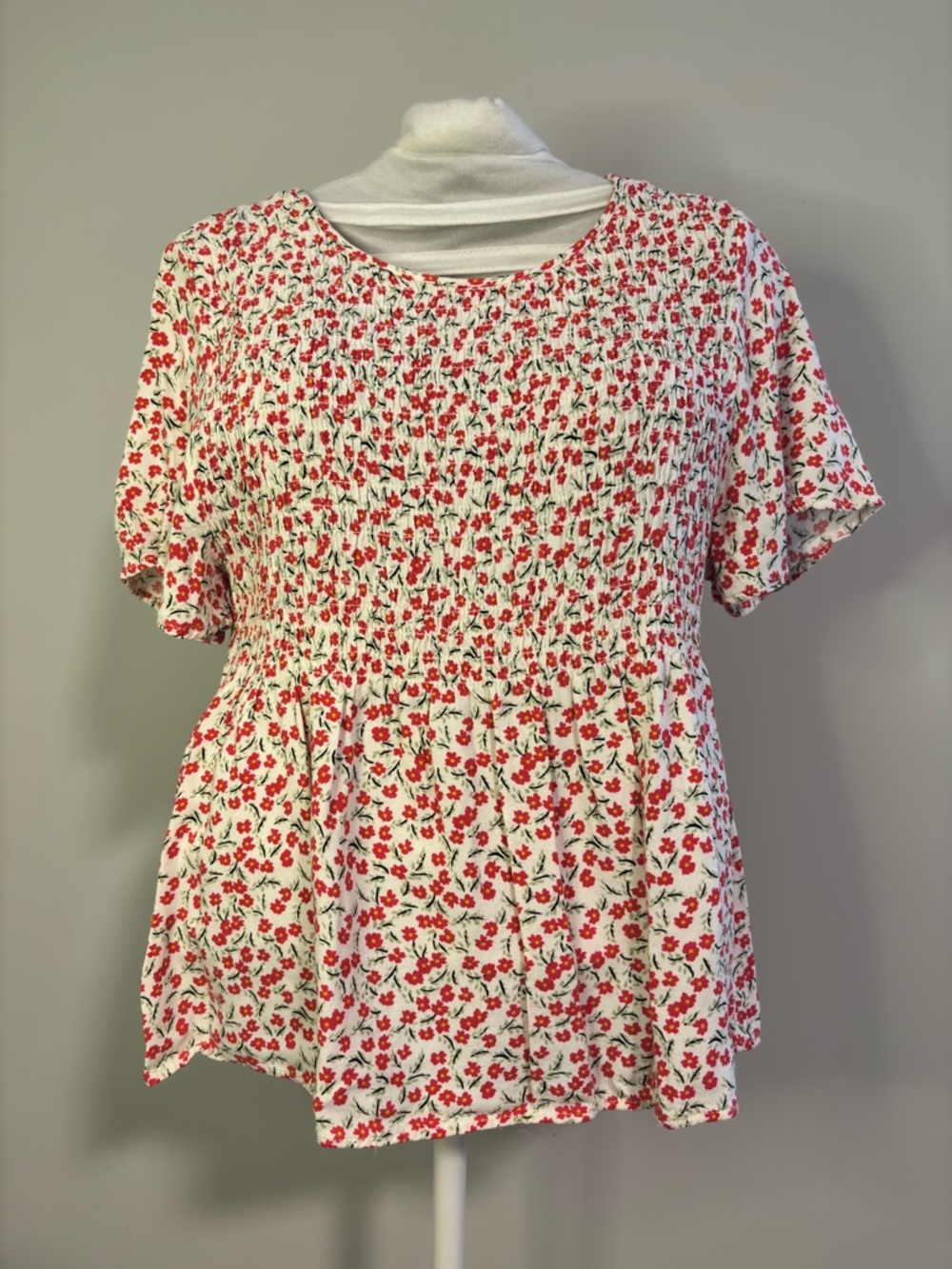 URBAN Romantics White Blouse with Red Floral Print